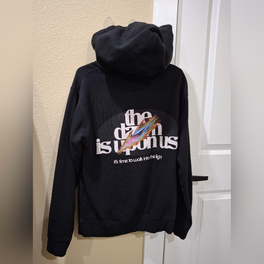TheWeeknd Hoodie - Picture 3 of 5
